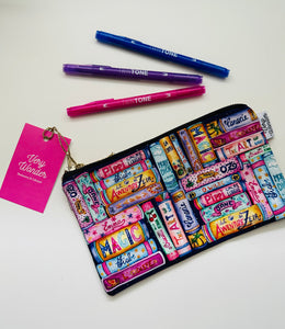 ASTUCCIO BOOK LOVER VERY WONDER