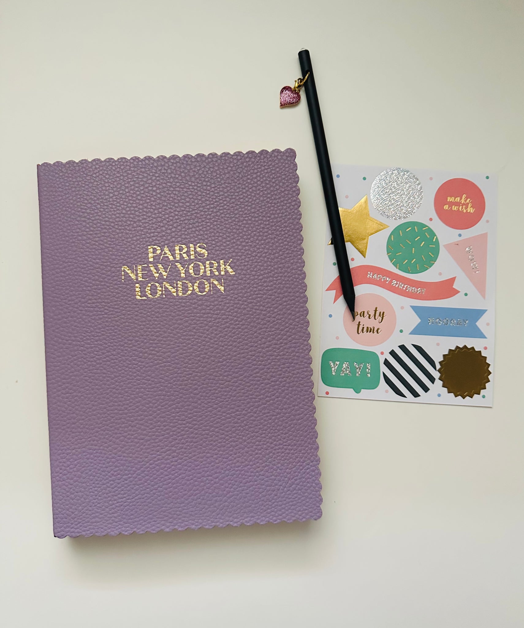 NOTEBOOK PARIS NEW YORK LONDON