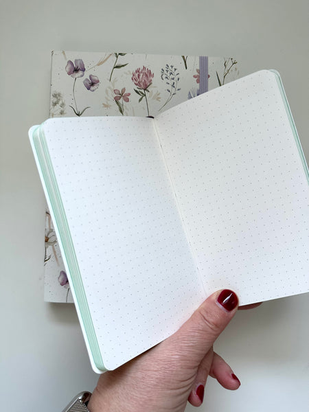 LITTLE NOTEBOOK HEART