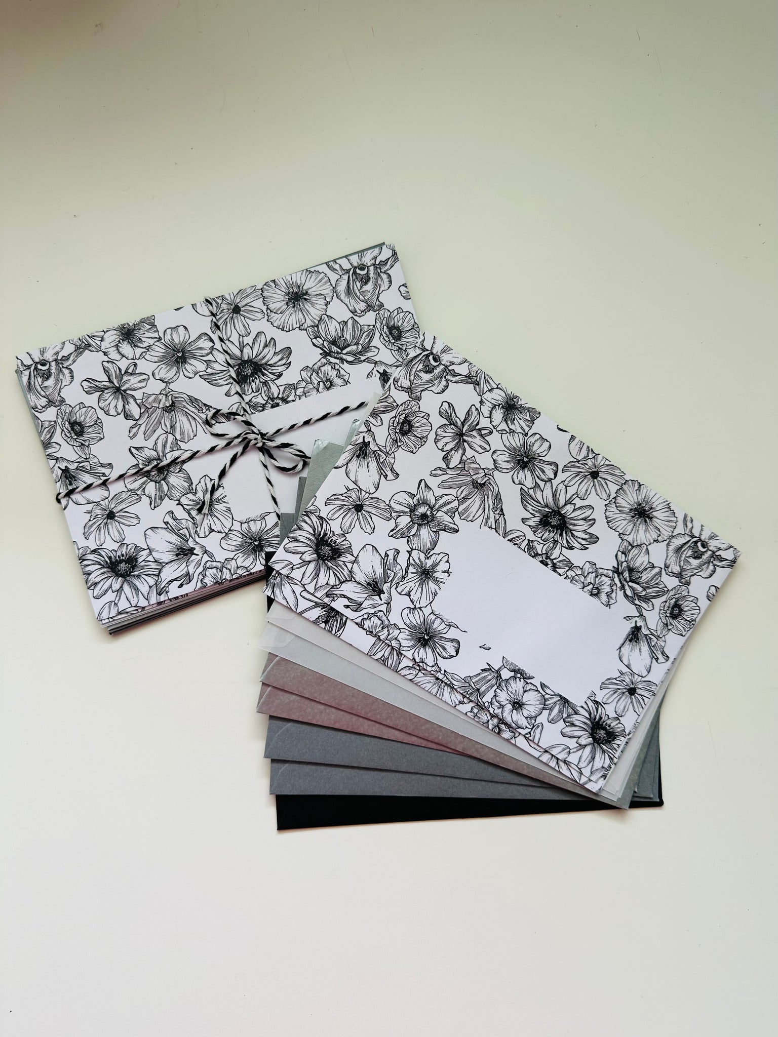 SET 10 BUSTE Black Flower