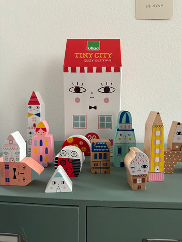 TINY CITY