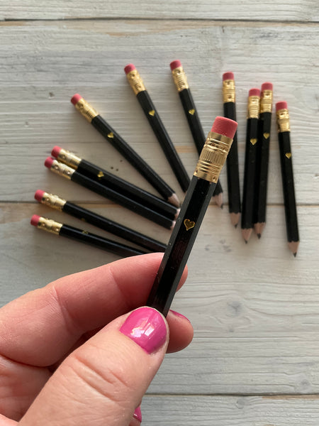 MINI MATITE con cuore oro - Nere
